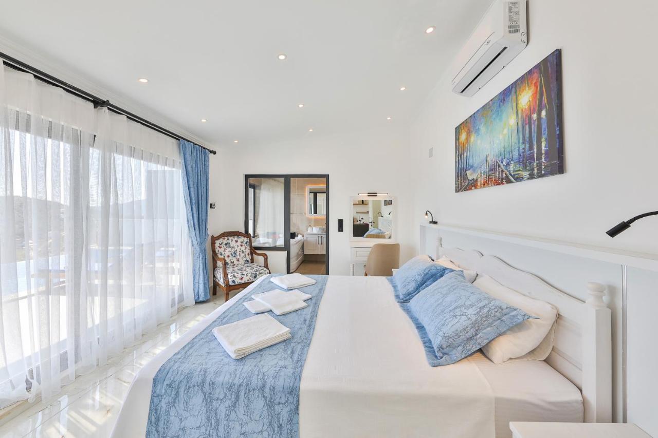 Summery Villa *